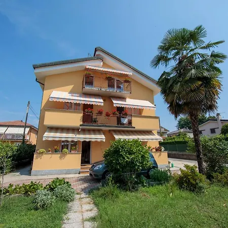 Appartement Sleeps 4 Air Con *